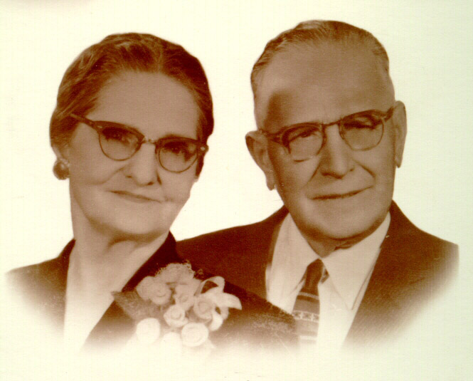 Minnie Spencer Gonzalez and Andres Carolos Gonzalez Sr. c. 1967